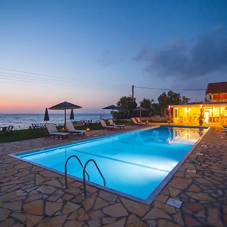 Konukevi Blue Boutique Kyparissia